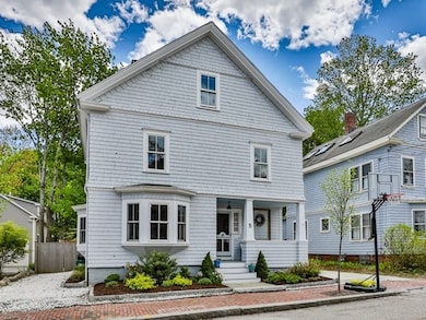 5 Arlington St, Newburyport, MA 01950 - photo 2