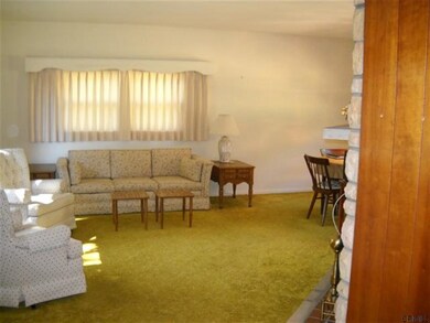 10 Rosemary Dr, Schenectady, NY 12302 - photo 3