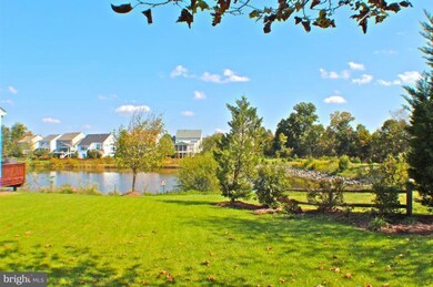 26190 Murrey Dr, Chantilly, VA 20152 - photo 4