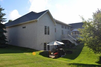 6189 McNaughten Grove Ln, Columbus, OH 43213 - photo 2