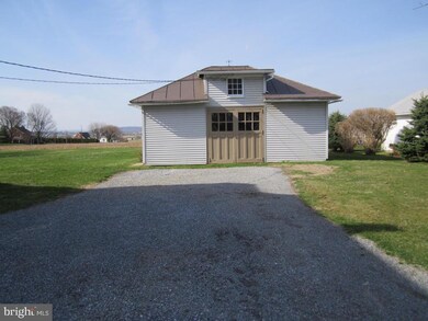979 W Main St, New Holland, PA 17557 - photo 7