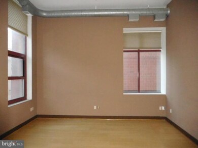 22 S Howard St unit R302, Baltimore, MD 21201 - photo 3