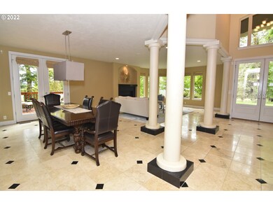 Living Room/Dining Room
