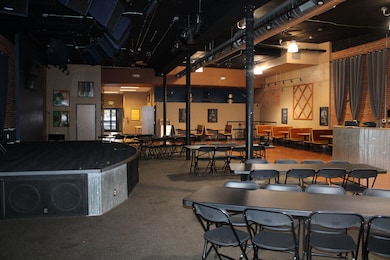 422 Main St, La Crosse, WI 54601 - photo 3