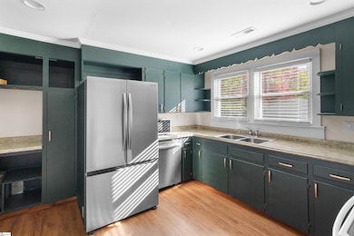 105 Williams St, Taylors, SC 29687 - photo 4