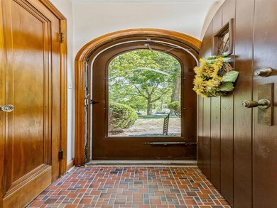 1526 41st St, Des Moines, IA 50311 - photo 5