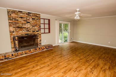 Den View 1