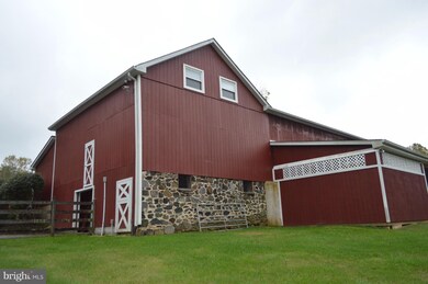 8020 Johnnycake Rd, Windsor Mill, MD 21244 - photo 6