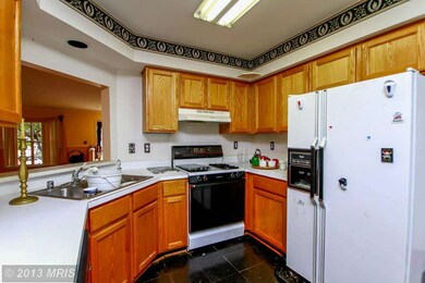 10841 Sherwood Hill Rd, Owings Mills, MD 21117 - photo 7