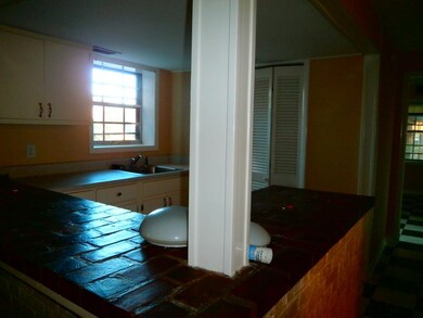 MAN CAVE OR DEN/ BASEMENT