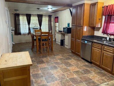 512 Marmande St, Houma, LA 70363 - photo 4