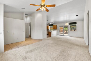 Living Room (2)