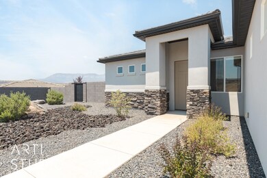 71 E 1040 N, La Verkin-Kevan Webb (4 of