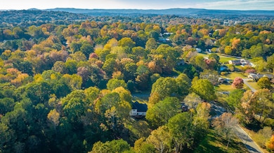 129 Derby Ln, Calhoun, GA 30701 - photo 5