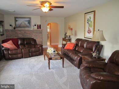 1517 N Main St, Williamstown, NJ 08094 - photo 5