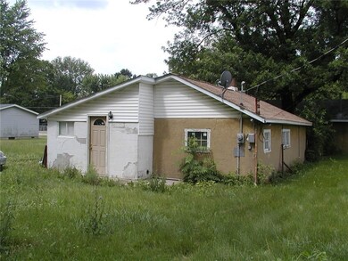 311 S Meridian St, Ingalls, IN 46048 - photo 3