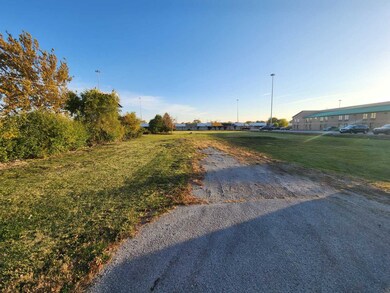 2155 Bernice Rd, Lansing, IL 60438 - photo 7