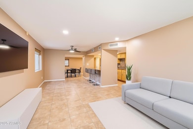 9031 N 14th St, Phoenix, AZ 85020 - photo 4