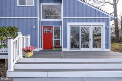 9333 Raintree Rd, Burke, VA 22015 - photo 3