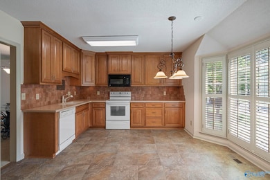 325 Inverness Dr SW, Huntsville, AL 35802 - photo 3