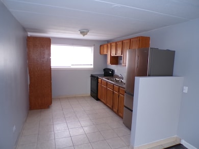 12548 Fairview Ave unit 2B, Blue Island, IL 60406 - photo 6