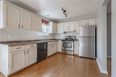 658 Furnace St, Emmaus, PA 18049 - photo 7