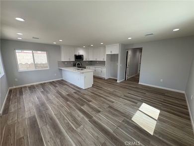 3767 Noll Dr unit B, Palmdale, CA 93550 - photo 3