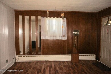 126 E Grant St, McAdoo, PA 18237 - photo 6