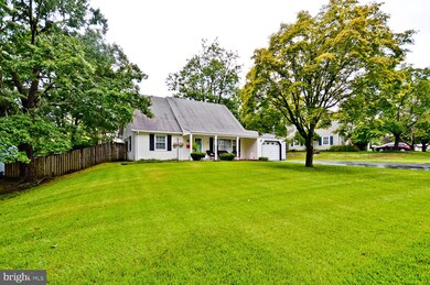 4912 Rockingham Ln, Bowie, MD 20715 - photo 2