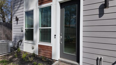 562 Janisch Rd, Houston, TX 77018 - photo 3