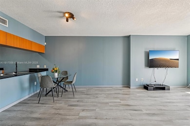 1750 N Bayshore Dr unit 4210, Miami, FL 33132 - photo 3