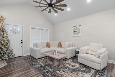 422 N Fulton St, Florence, AL 35630 - photo 4