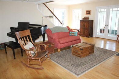 21 S Dyers Cove Rd, Harpswell, ME 04079 - photo 4