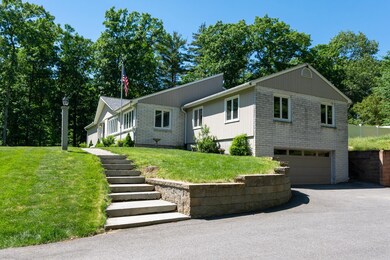 2 Erik St, MerriMacK, NH 03054 - photo 2