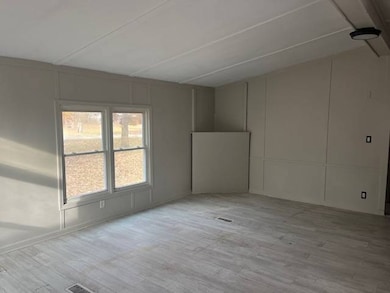 1085 Spring Bay Rd unit 148, East Peoria, IL 61611 - photo 4