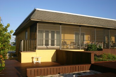 Screened Porch to Beach