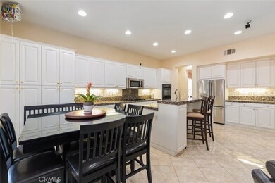 29406 Green Side Ct, Murrieta, CA 92563 - photo 7