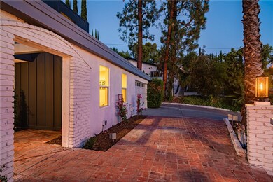 4796 Poe Ave, Woodland Hills, CA 91364 - photo 4