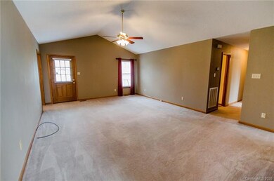 146 Doe Trail Ln, Statesville, NC 28625 - photo 7