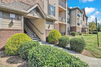 91 Brickton Village Cir unit 102, Fletcher, NC 28732 - photo 7