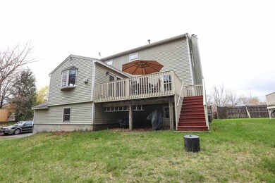 8 Windsor Dr, Litchfield, NH 03052 - photo 6