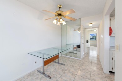 221 Windsor J unit 221, West Palm Beach, FL 33417 - photo 5