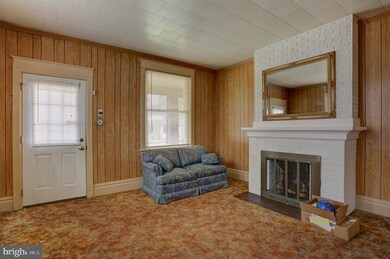 418 N 2nd St, Lemoyne, PA 17043 - photo 4