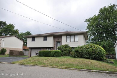 37 Park St, West Hazleton, PA 18202 - photo 2