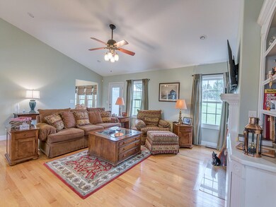 Hilda_P_60-Clubhouse-Lane_Interior_4212