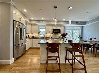 34 Colgate Rd unit 2, Boston, MA 02131 - photo 2