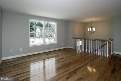 8439 Kings Meade Way, Columbia, MD 21046 - photo 2