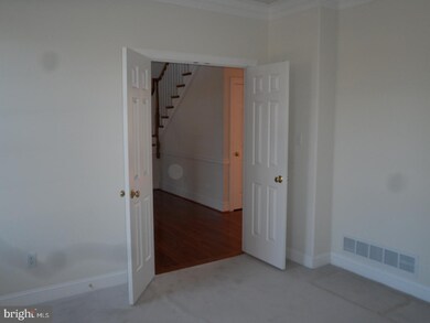 32 Dorchester Way, Phoenixville, PA 19460 - photo 3