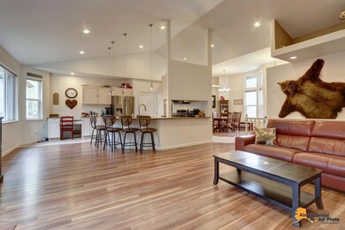 Living Room/Kitchen