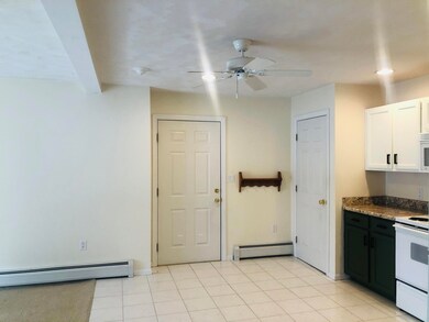 9 Stoneridge Ln unit 17, York, ME 03909 - photo 5